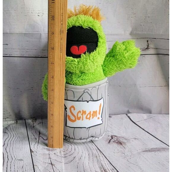Kohl's Cares -Sesame Street's Oscar the Grouch 10 In Tall Plush in Trash Can - Picture 7 of 7